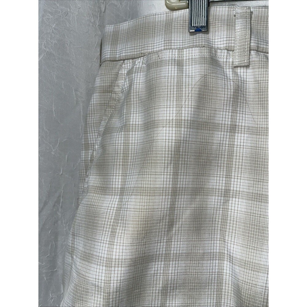 Ben Hogan Performance Golf Plaid White/Tan Shorts Men's Size 38 - Picture 3 of 6